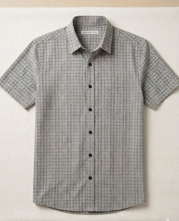 Minimalist Casual Look Shirt