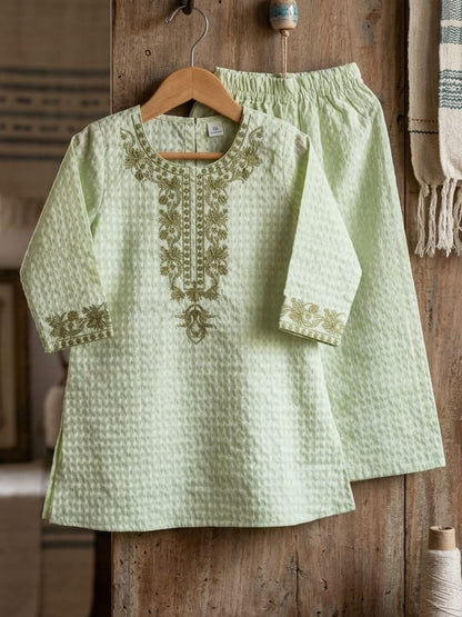 Charming Traditional Wear