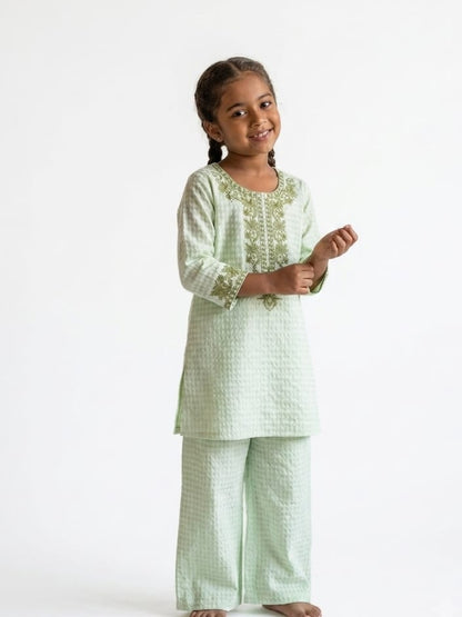 Charming Traditional Wear